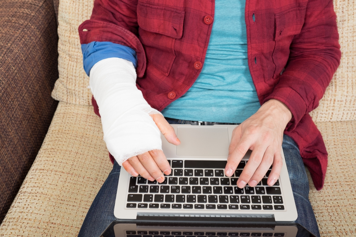 Digital Marketing Blogs 1573-1576 | Cube Creative Design image broken hand xl
